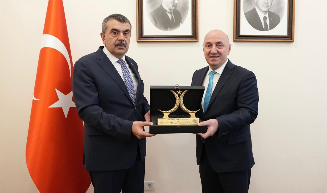 Darıca Belediye Başkanı Muzaffer Bıyık, Ankara'da Milli Eğitim Bakanı Yusuf