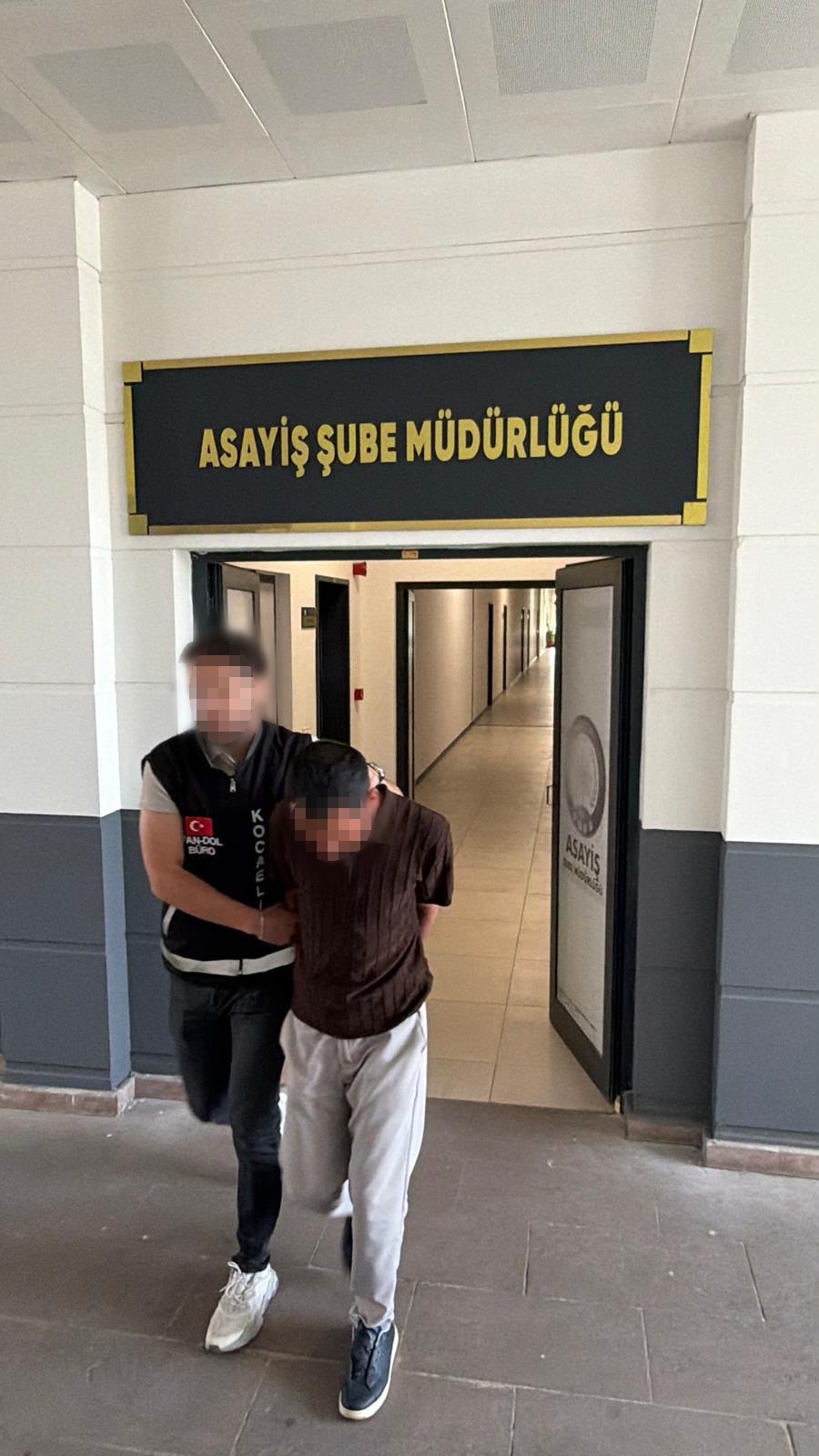  Kocaeli'nin Gölcük ilçesinde kendisini