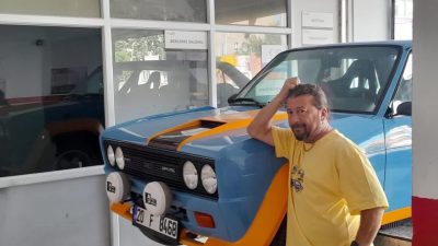 Kocaeli'de kontrolden çıkarak karşı şeritteki otomobille çarpışan aracın sürücüsü, tedavi