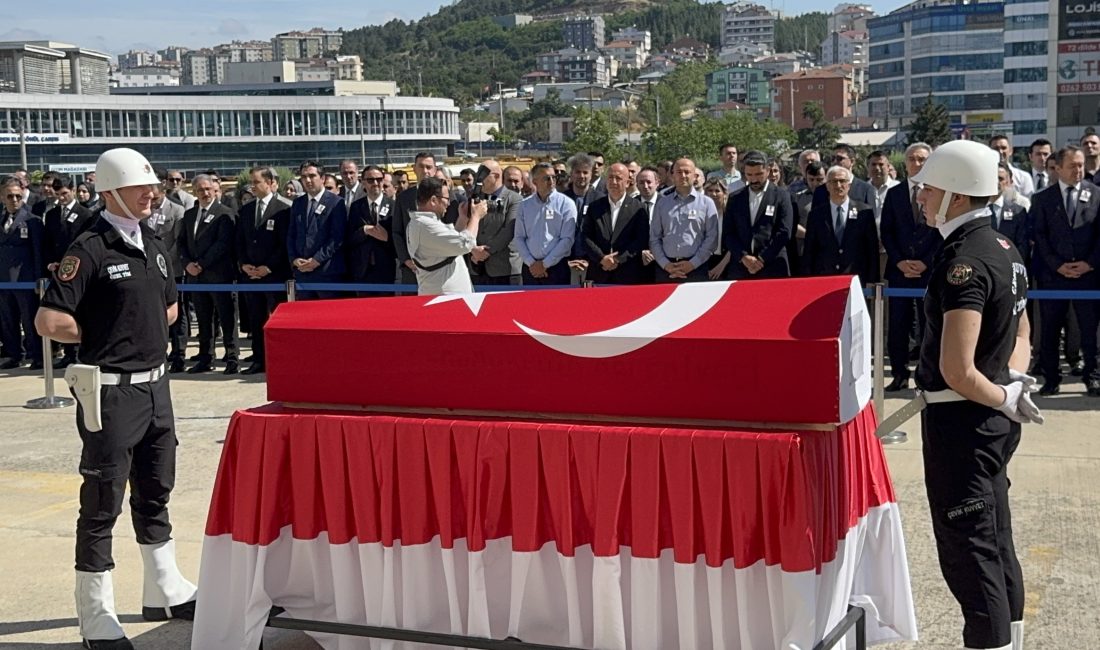  Kocaeli'nin Gebze ilçesinde duruşma sırasında geçirdiği kalp krizi sonucu