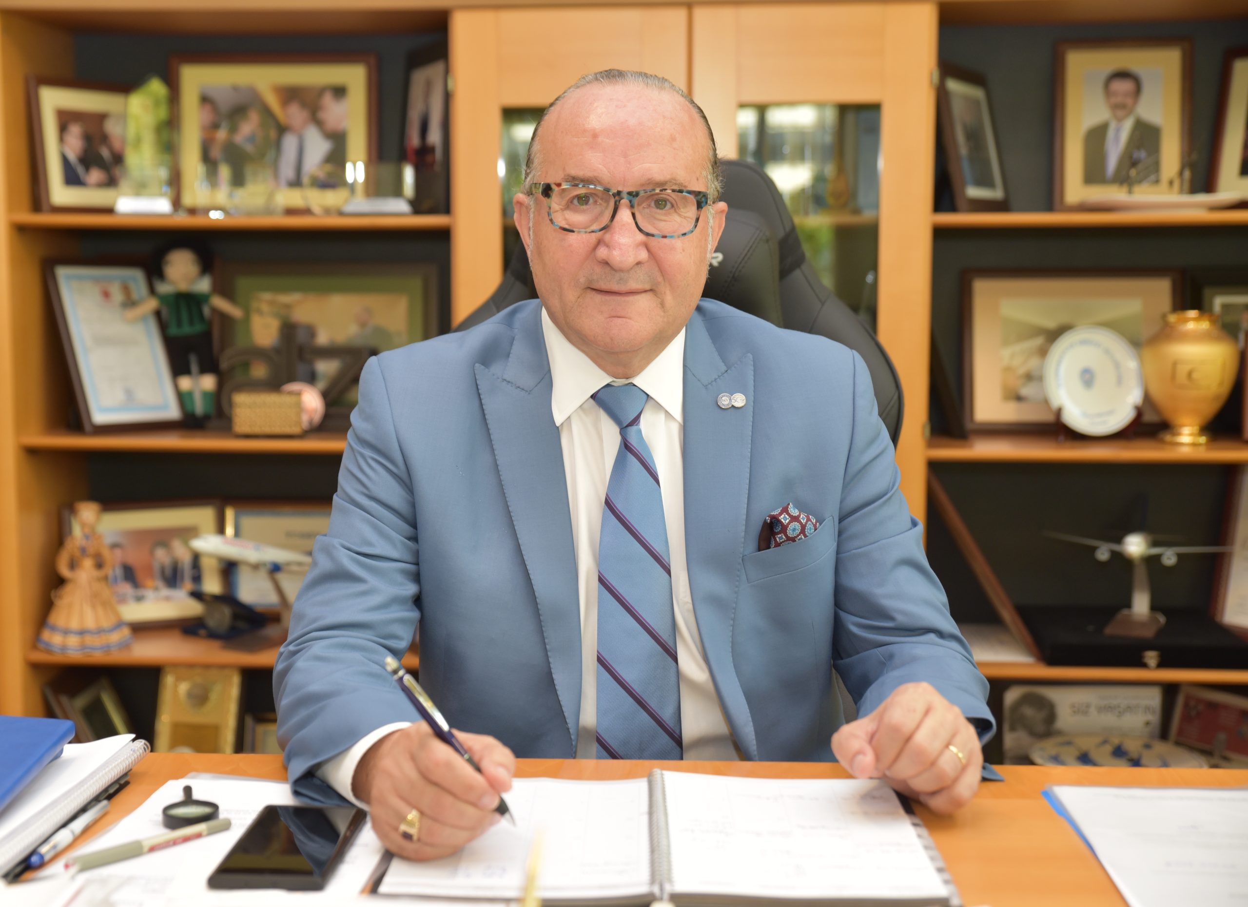 Zeytinoğlu dış ticaret ve işgücü verilerini değerlendirdi