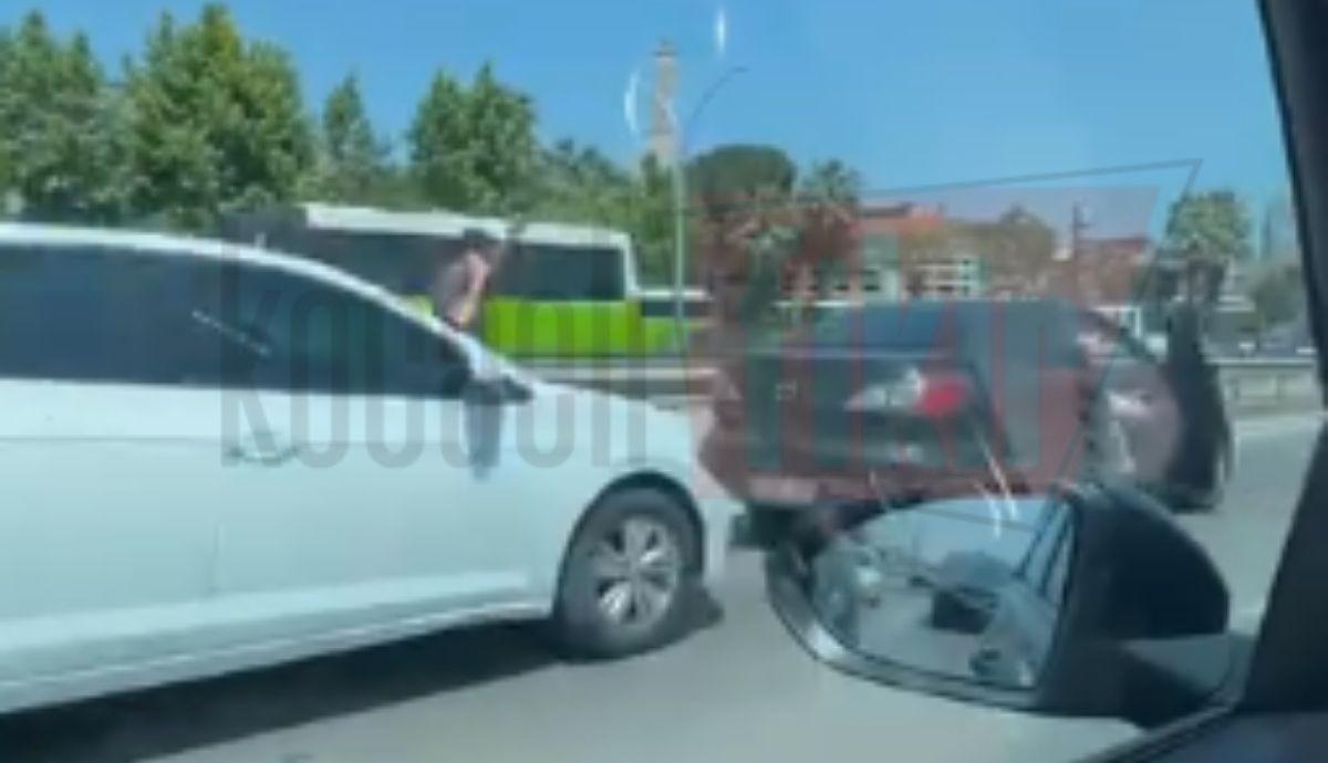 İzmit’teki art arda kazalar trafiği felç etti