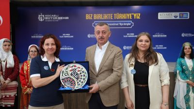 KO-MEK’in Karamürsel ilçe sergisinde kursiyerlerin yıl boyunca hazırladığı eserler görücüye
