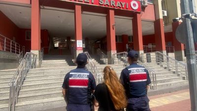 Kocaeli İl Jandarma Komutanlığı ekiplerinin aranan şahısların yakalanmasına yönelik yürüttüğü