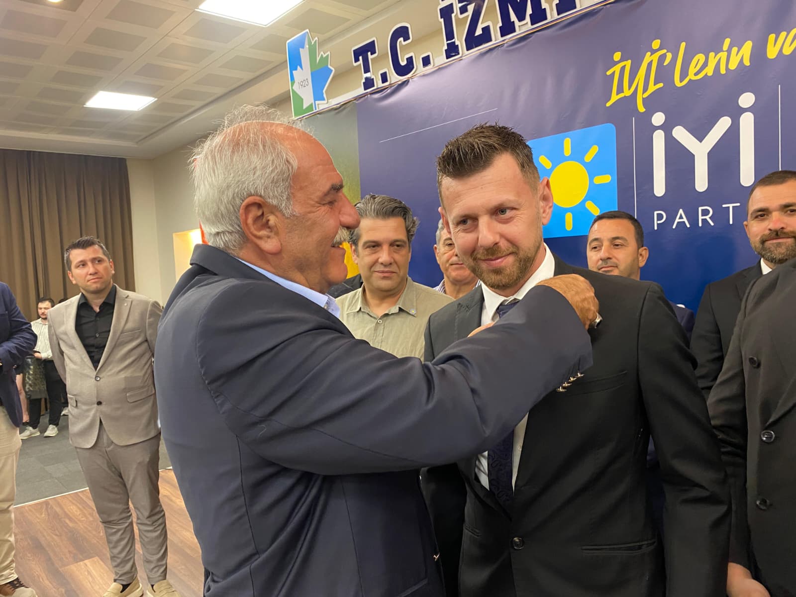 İYİ