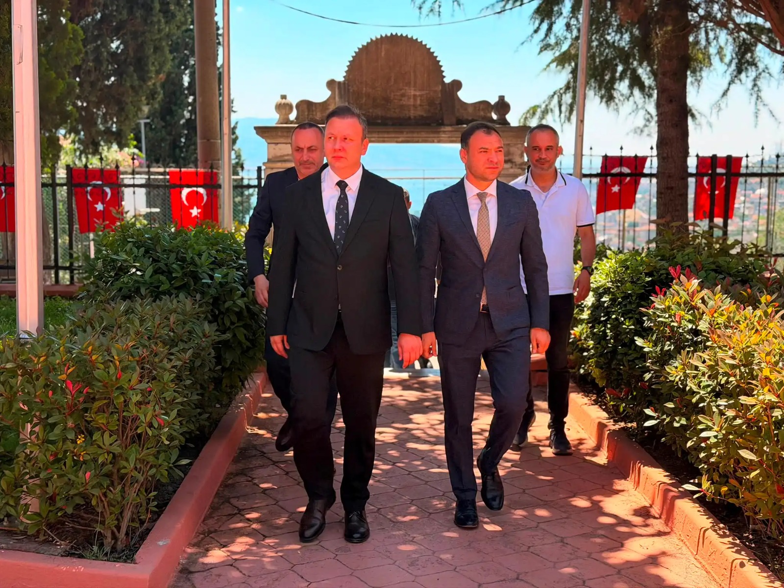 özdem,ir