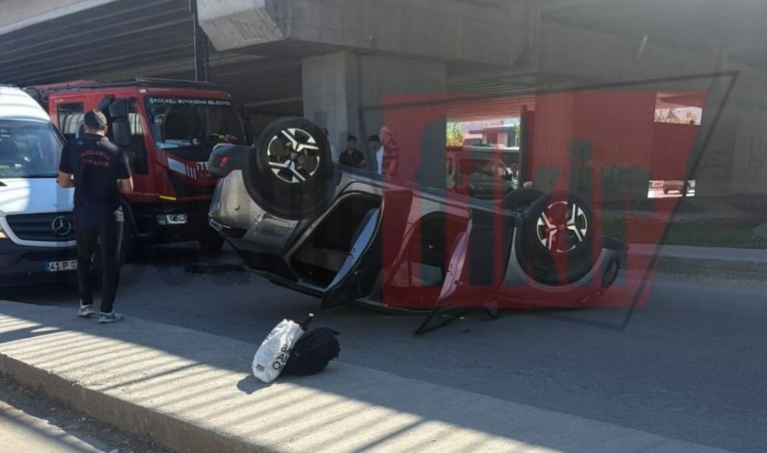 Kocaeli’nin İzmit ilçesinde sabah saatlerinde meydana gelen trafik kazasında, kontrolden