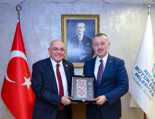 Kocaeli Büyükşehir Belediye Başkanı Tahir Büyükakın, Kocaeli Esnaf ve Sanatkârlar