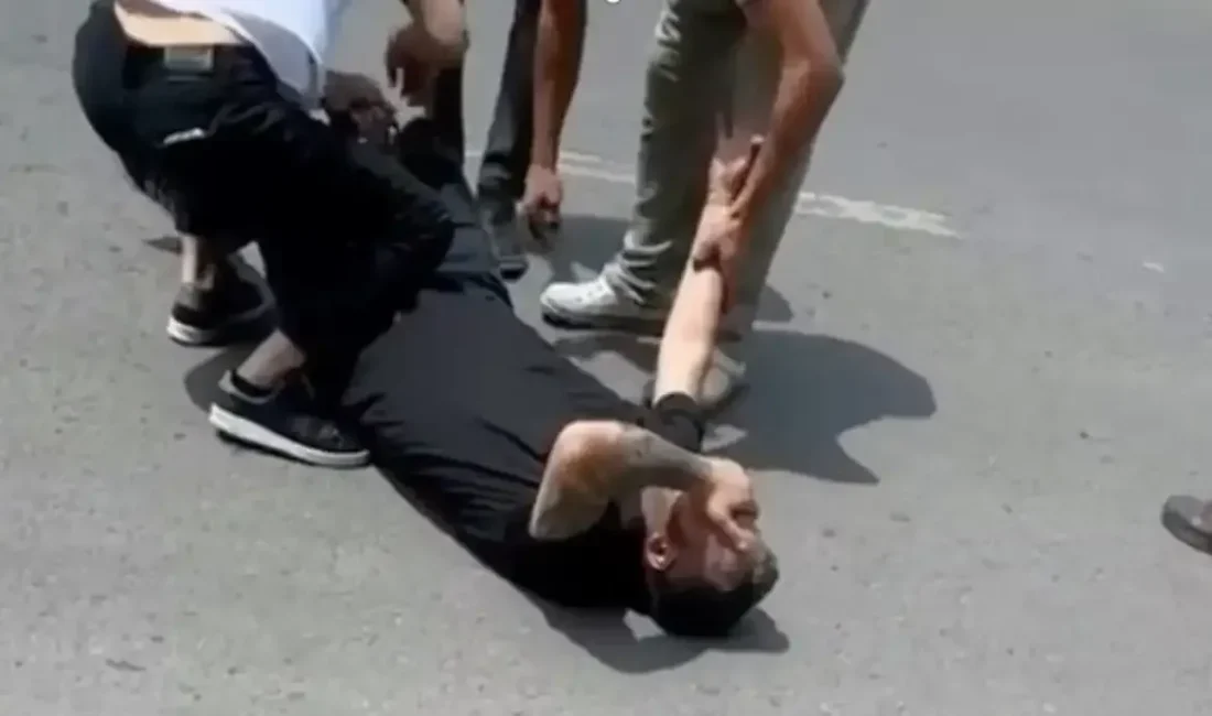 Gebze ilçesi Mevlana Mahallesi’nde adliye önünde düzenlenen silahlı saldırıda bir