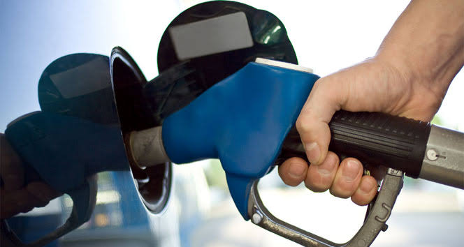 Küresel piyasalarda brent petrol fiyatlarında yaşanan gerileme, iç piyasada akaryakıt