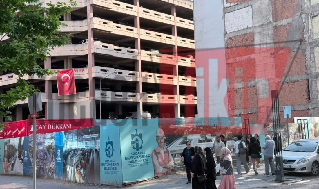 Riskli yapı olduğu gerekçesiyle yıkılan Yürüyüş Yolu Semt Polikliniği’nin yeniden