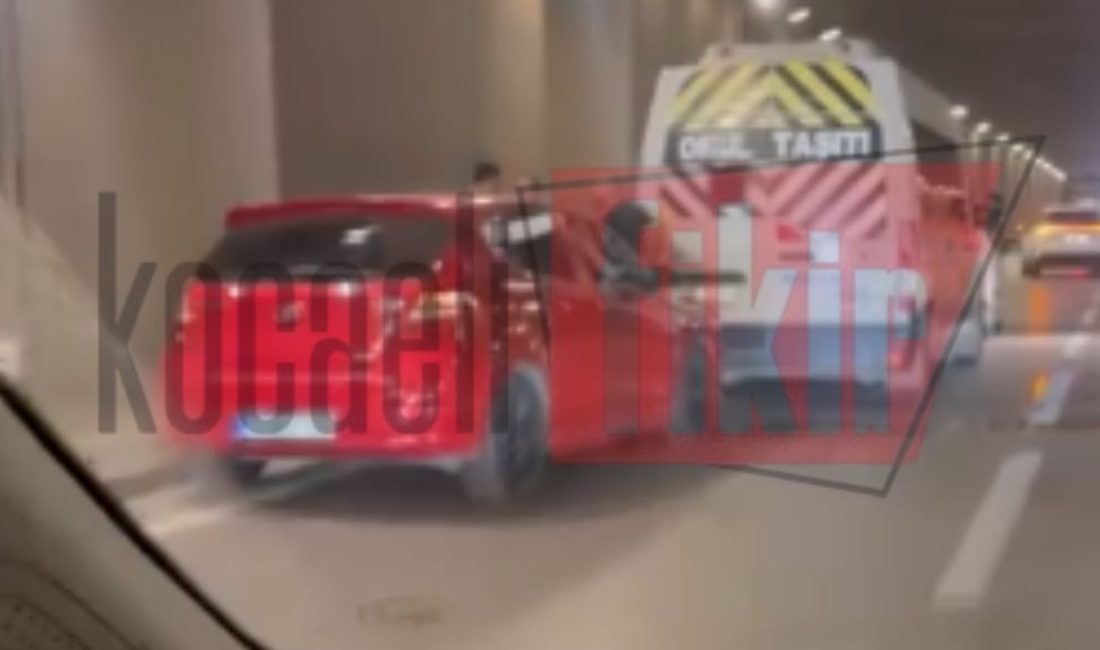 Kocaeli’nin Derince ilçesi Safiport Battı-Çıktı mevkiinde 3 aracın karıştığı zincirleme