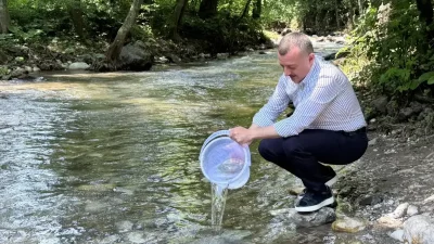 Kocaeli’de Orman içi sularda yürütülen balıklandırma projesi kapsamında Kirazdere’ye 50