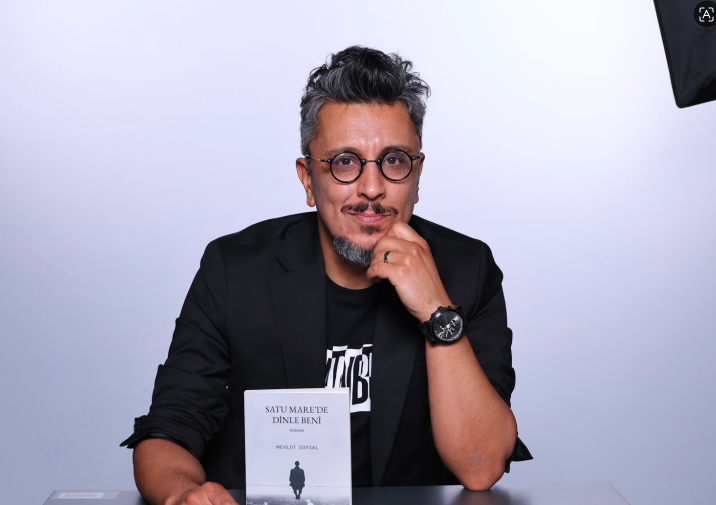 Gazeteci-yazar Mevlüt Soysal, geçtiğimiz ay yayımlanan yeni romanı Satu Mare’de