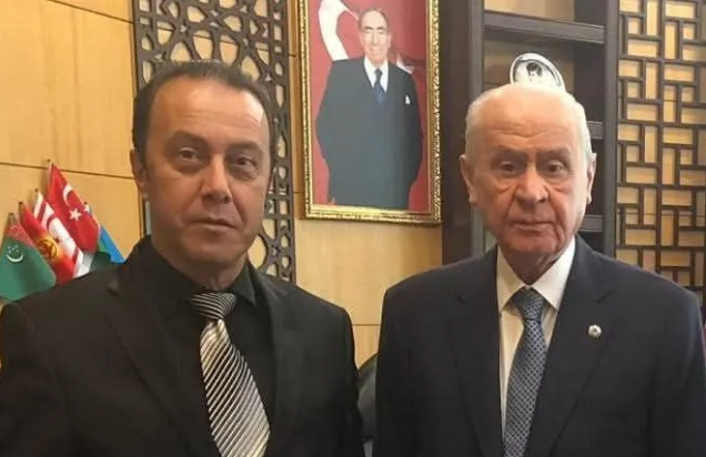 MHP’de beklenen oldu! İl başkanı Kamil Akın görevd