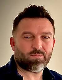 Hakan Süer yazar fotoğrafı