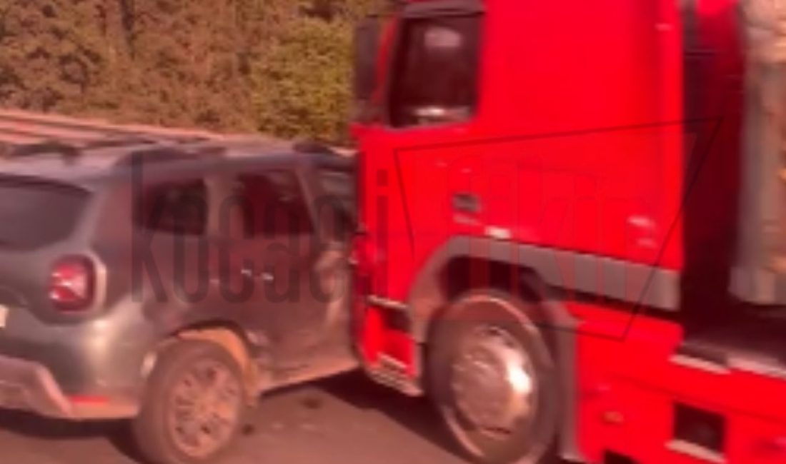 TEM Otoyolu'nun Gebze geçişinde sabah saatlerinde meydana gelen trafik kazasında